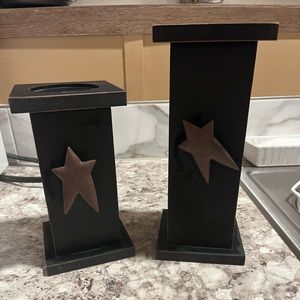 Primitive wooden candle pillars